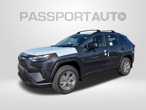 2025 Toyota RAV4 Hybrid LE