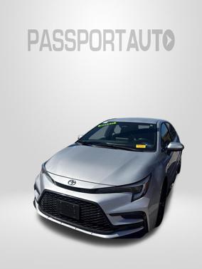 Classic Silver Metallic 2024 Toyota Corolla SE