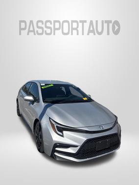 Classic Silver Metallic 2024 Toyota Corolla SE