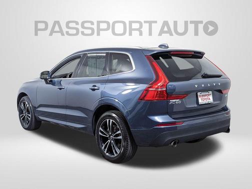 2021 Volvo XC60 T5 Momentum