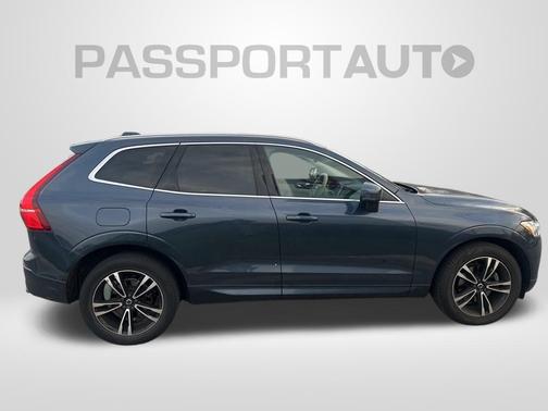 2021 Volvo XC60 T5 Momentum