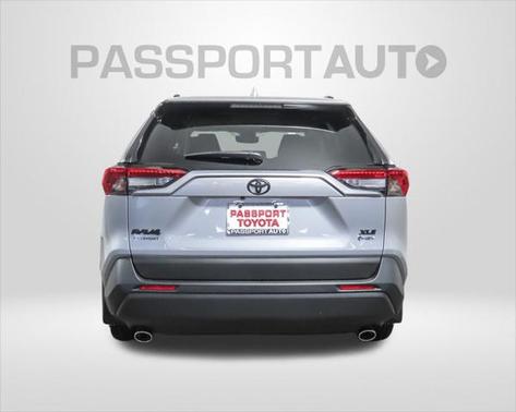 2025 Toyota RAV4 Hybrid XLE