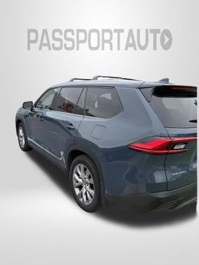 Storm Cloud 2024 Toyota Grand Highlander Limited