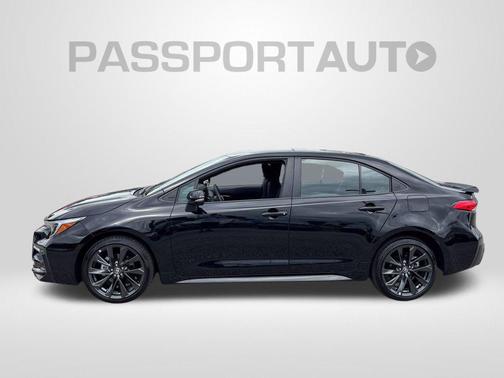 Midnight Black Metallic 2026 Toyota Corolla SE