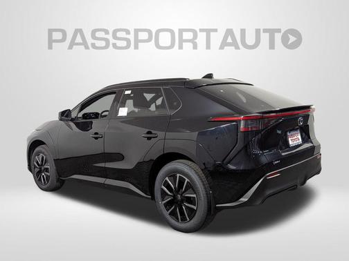 2026 Toyota bZ XLE Plus