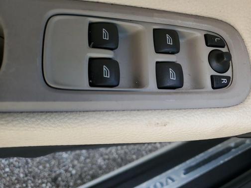 2012 Volvo C70 T5