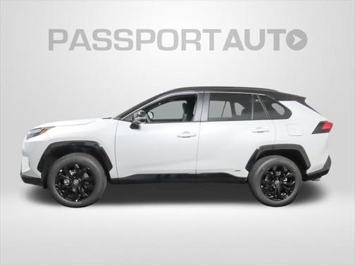 2025 Toyota RAV4 Hybrid SE