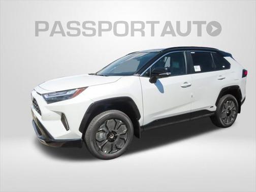 2025 Toyota RAV4 Hybrid SE