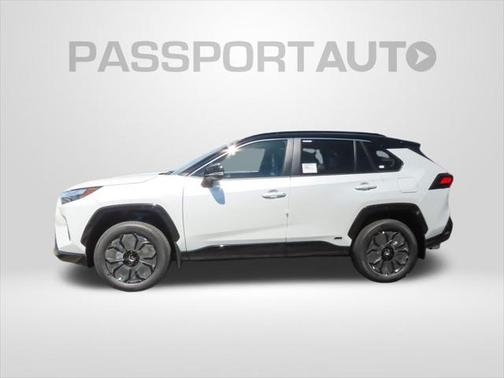 2025 Toyota RAV4 Hybrid SE