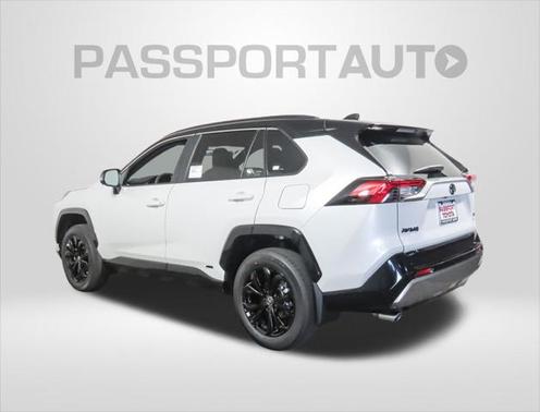 2025 Toyota RAV4 Hybrid SE