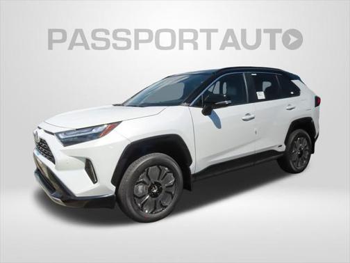 2025 Toyota RAV4 Hybrid SE