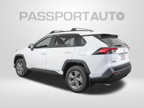 2025 Toyota RAV4 Hybrid XLE