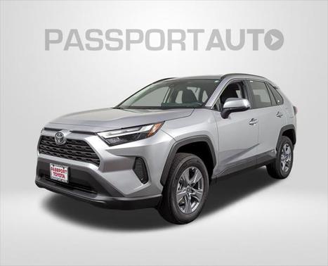 2025 Toyota RAV4 Hybrid XLE