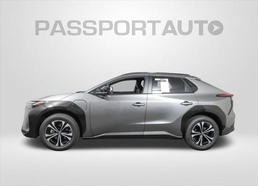2025 Toyota bZ4X XLE