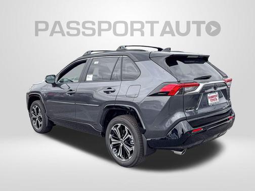 2025 Toyota RAV4 Hybrid SE