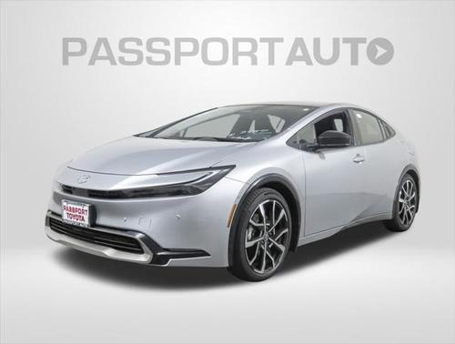 2025 Toyota Prius L