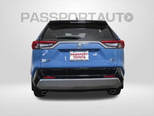 2025 Toyota RAV4 Hybrid SE
