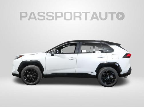 2025 Toyota RAV4 Hybrid SE