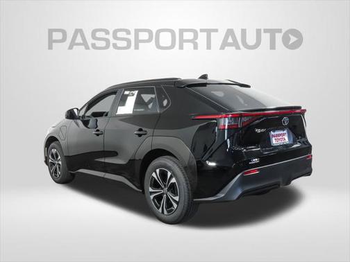 2025 Toyota bZ4X XLE