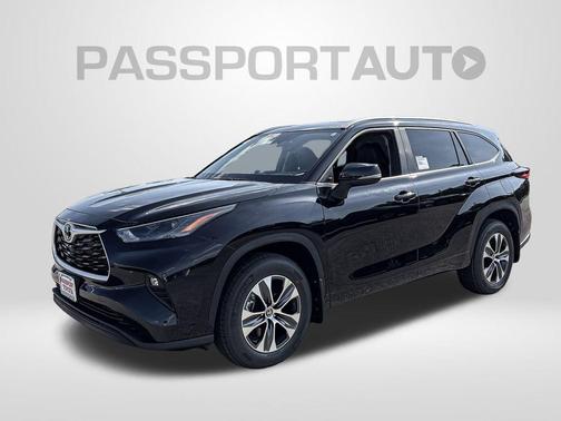2025 Toyota Highlander XLE