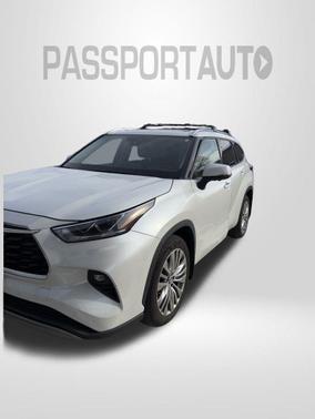 2023 Toyota Highlander Platinum