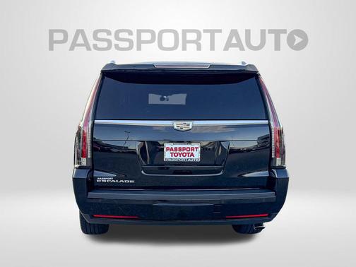 2016 Cadillac Escalade ESV Platinum