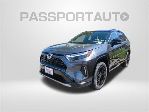 2025 Toyota RAV4 Hybrid SE
