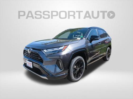 2025 Toyota RAV4 Hybrid SE