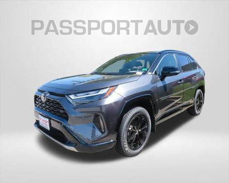 2025 Toyota RAV4 Hybrid SE