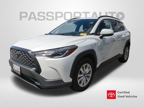 2024 Toyota Corolla Cross LE