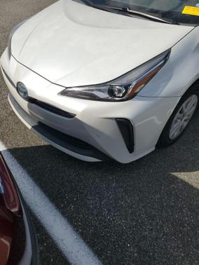 2021 Toyota Prius LE