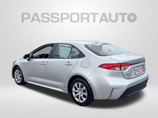 Classic Silver Metallic 2025 Toyota Corolla LE