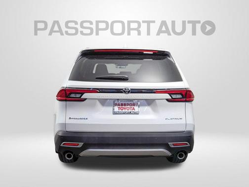 2026 Toyota Grand Highlander Hybrid Platinum MAX