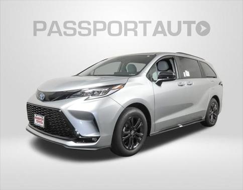 2025 Toyota Sienna XSE 7 Passenger