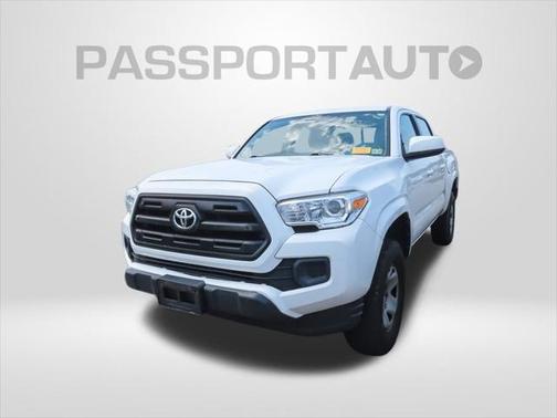 2017 Toyota Tacoma SR