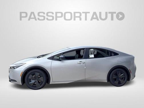 Cutting Edge 2026 Toyota Prius Plug-In Hybrid SE