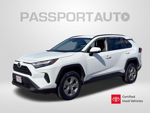 Ice Cap 2024 Toyota RAV4 XLE