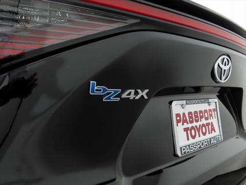 2025 Toyota bZ4X XLE