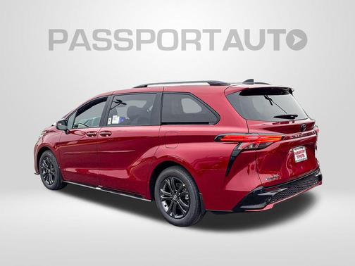 2026 Toyota Sienna XSE 7 Passenger