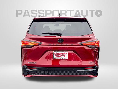 2026 Toyota Sienna XSE 7 Passenger