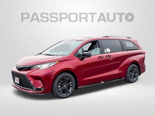 2026 Toyota Sienna XSE 7 Passenger