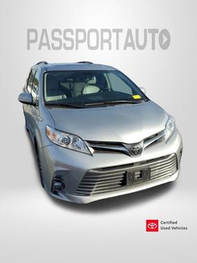 2019 Toyota Sienna XLE