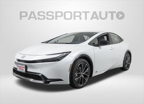 2025 Toyota Prius XLE