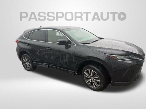 2022 Toyota Venza LE