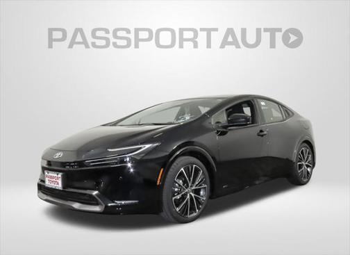 2025 Toyota Prius XLE