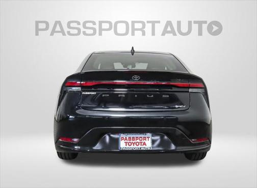 2025 Toyota Prius XLE