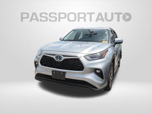 2023 Toyota Highlander Hybrid XLE