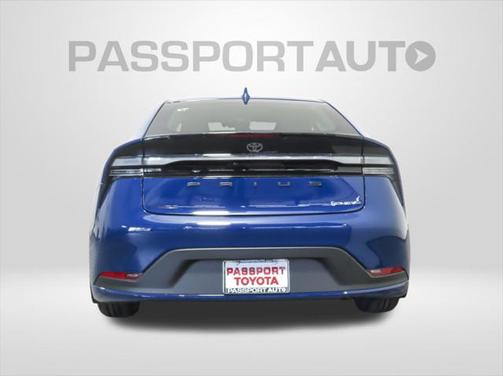 2025 Toyota Prius L
