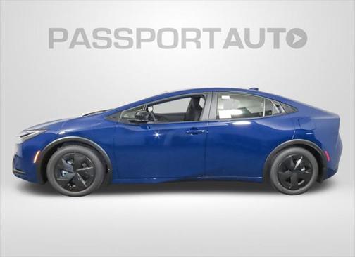 2025 Toyota Prius L