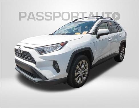 2019 Toyota RAV4 XLE Premium